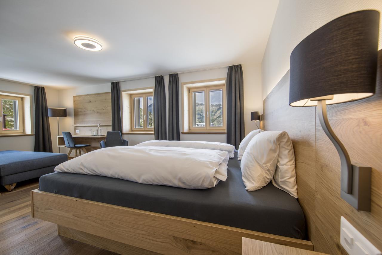Hotel Grimsel Passhoehe Обервальд Екстер'єр фото